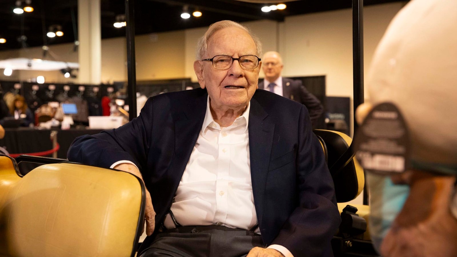 Warren Buffett’s Berkshire Hathaway Reports Steep Drop in Earnings Warren Buffett’s Berkshire Hathaway Reports Steep Drop in Earnings